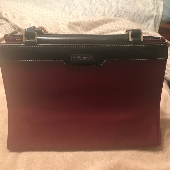 FABULOUS KATE SPADE VERY GENTLY PREOWNED HANDBAG - Picture 2 of 8